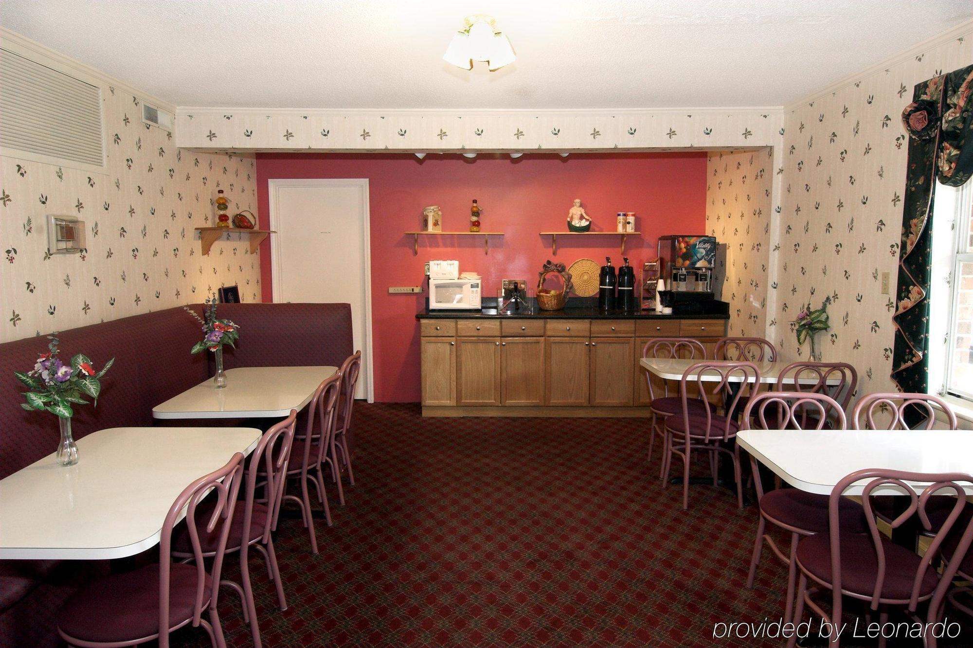 Durham Skyland Inn Restaurant photo