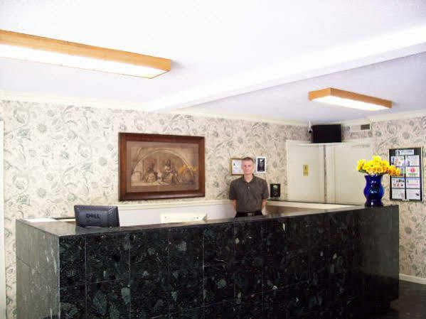 Durham Skyland Inn Exterior photo